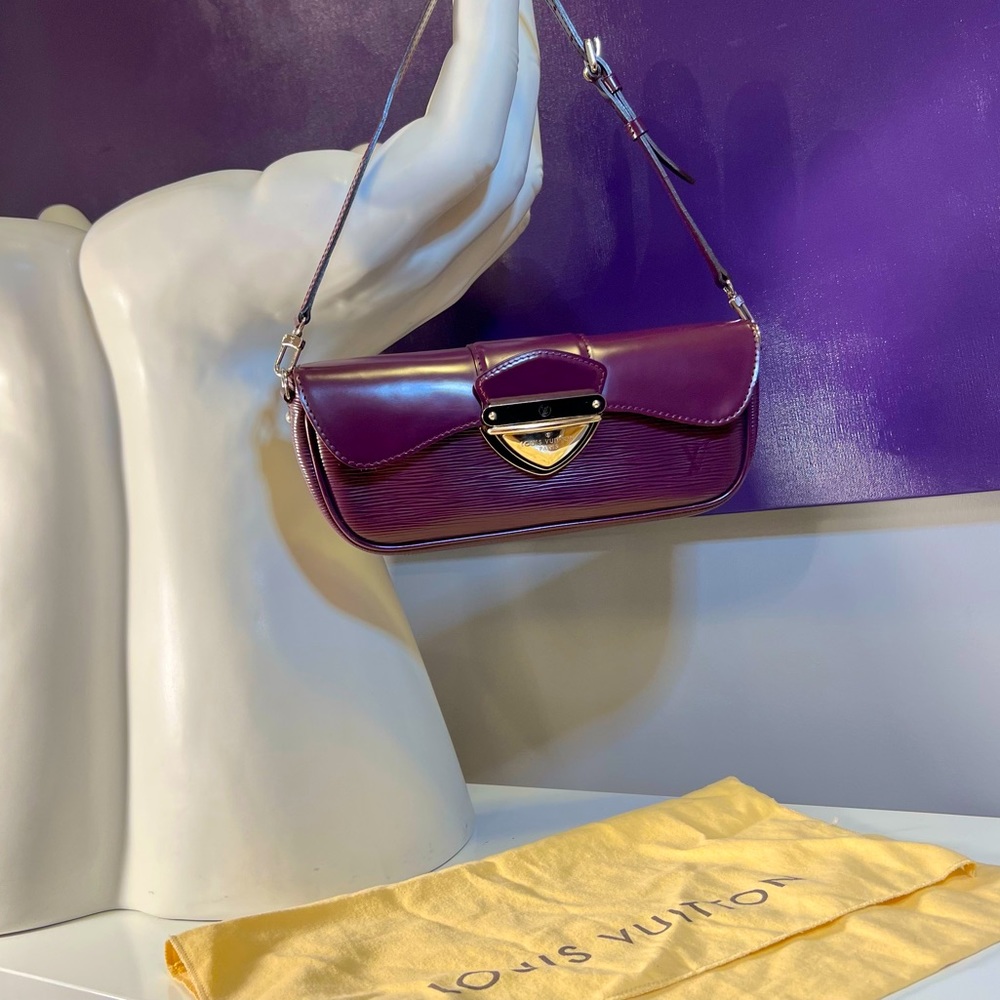 LOUIS VUITTON POCHETTE MONTAIGNE PURPLE EPI CLUTCH